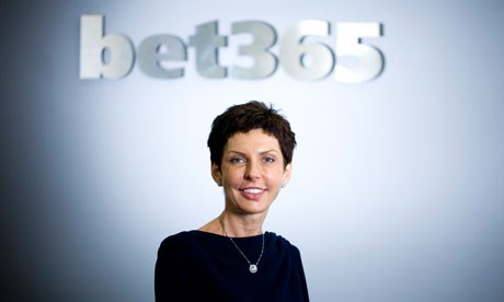 Bild von der sympathischen Denise Coates, die das operative Geschäft bei bet365 leitet (Quelle: bet365)